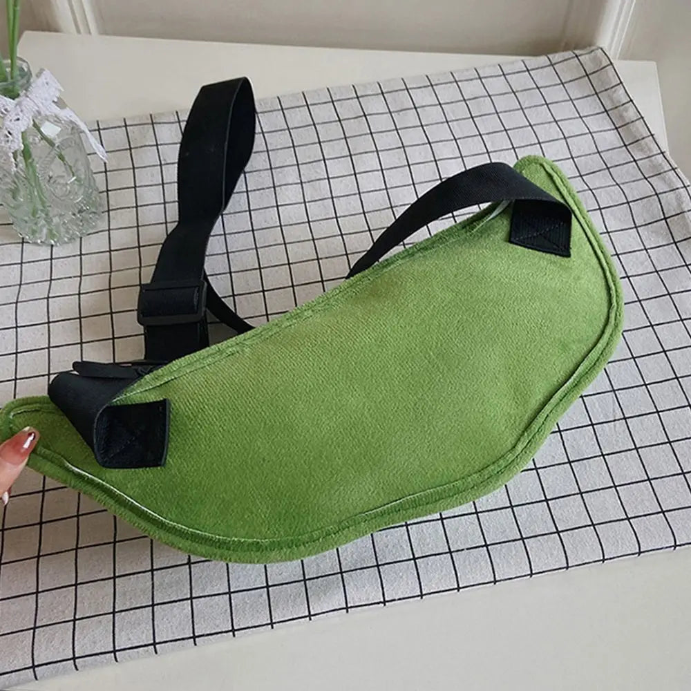 McKenzie | Sac banane en forme de petit pois porté en bandoulière