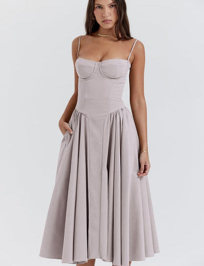 TULUM | Robe midi sans manches chic avec corsage ajusté