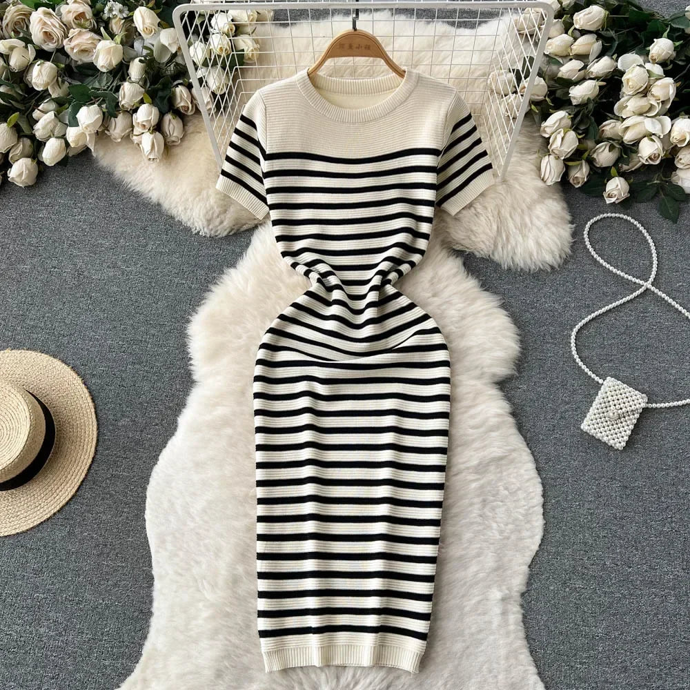 ADELINE | Robe de plage rayée en tricot