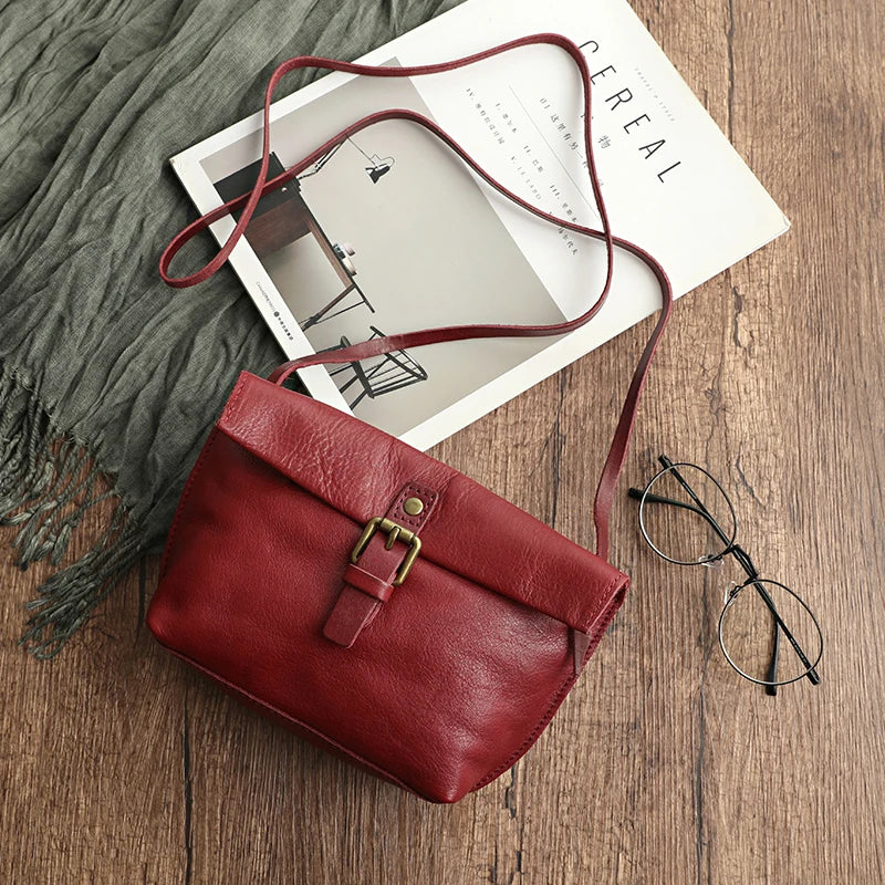 Lyra | Sac Mini Sling Vintage au Style Intemporel et Fonctionnel