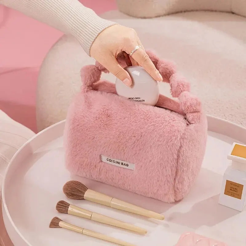 Elia | Pochette cosmétique en peluche d'hiver